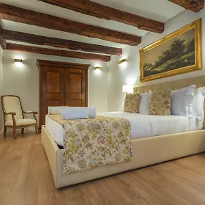 home-venice-apartments-rialto.hotelslidodijesolo.com/