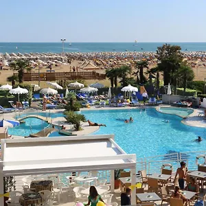 https://hotel-majestic-bibione.hotelinveneto.com